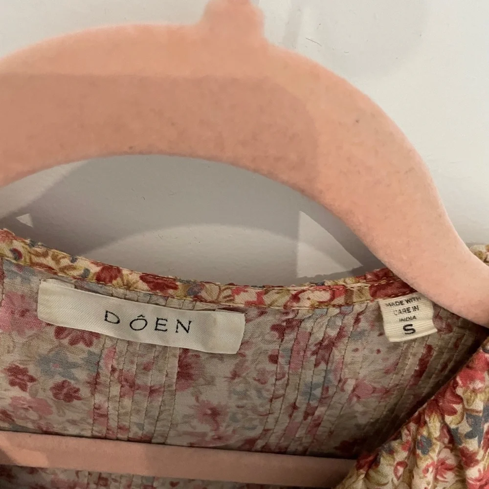 Doen Henri top Pink Valley Floral - Picture 2 of 6